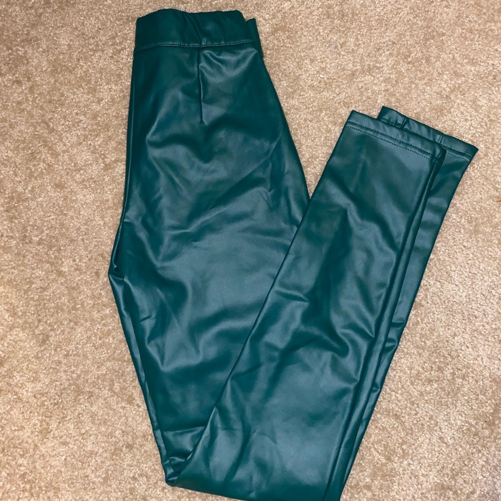 Small Fashion Nova fake leather leggings